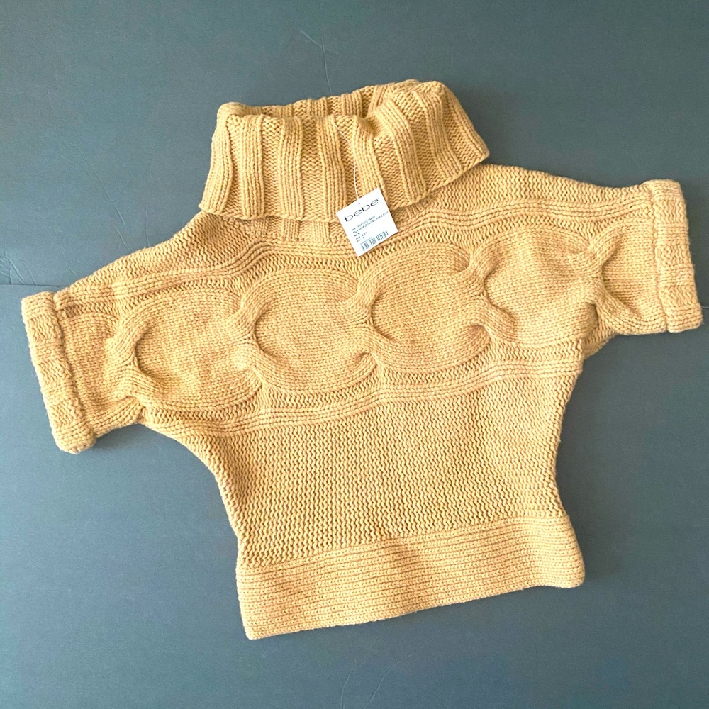 NWT BeBe Chunky knit cropped sweater size S